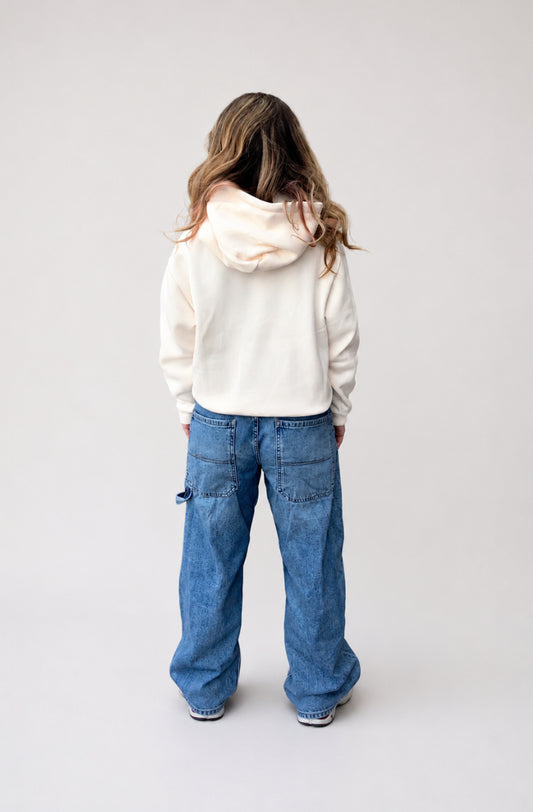 Deze crèmekleurige hoodie"French kiss"