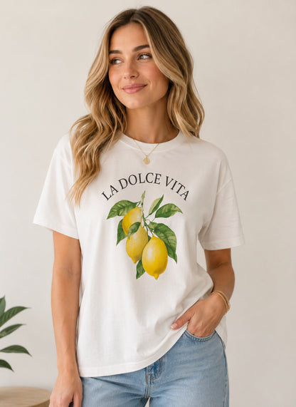 T-shirt “La Dolce Vita” met Citroenprint – Wit
