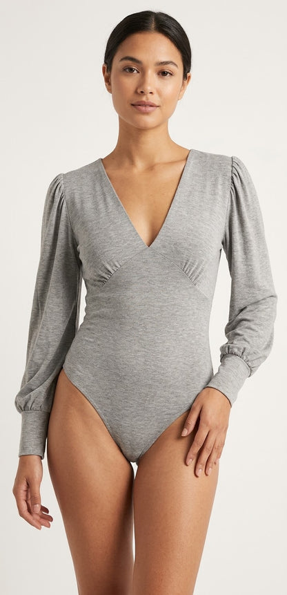 Elegante grijze body met lange mouwen