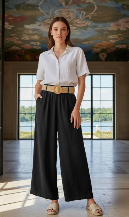 Zwarte palazzo pantalon met riem.