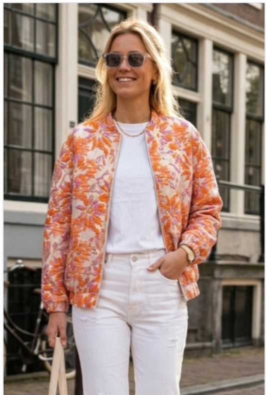 Bloemen bomberjack