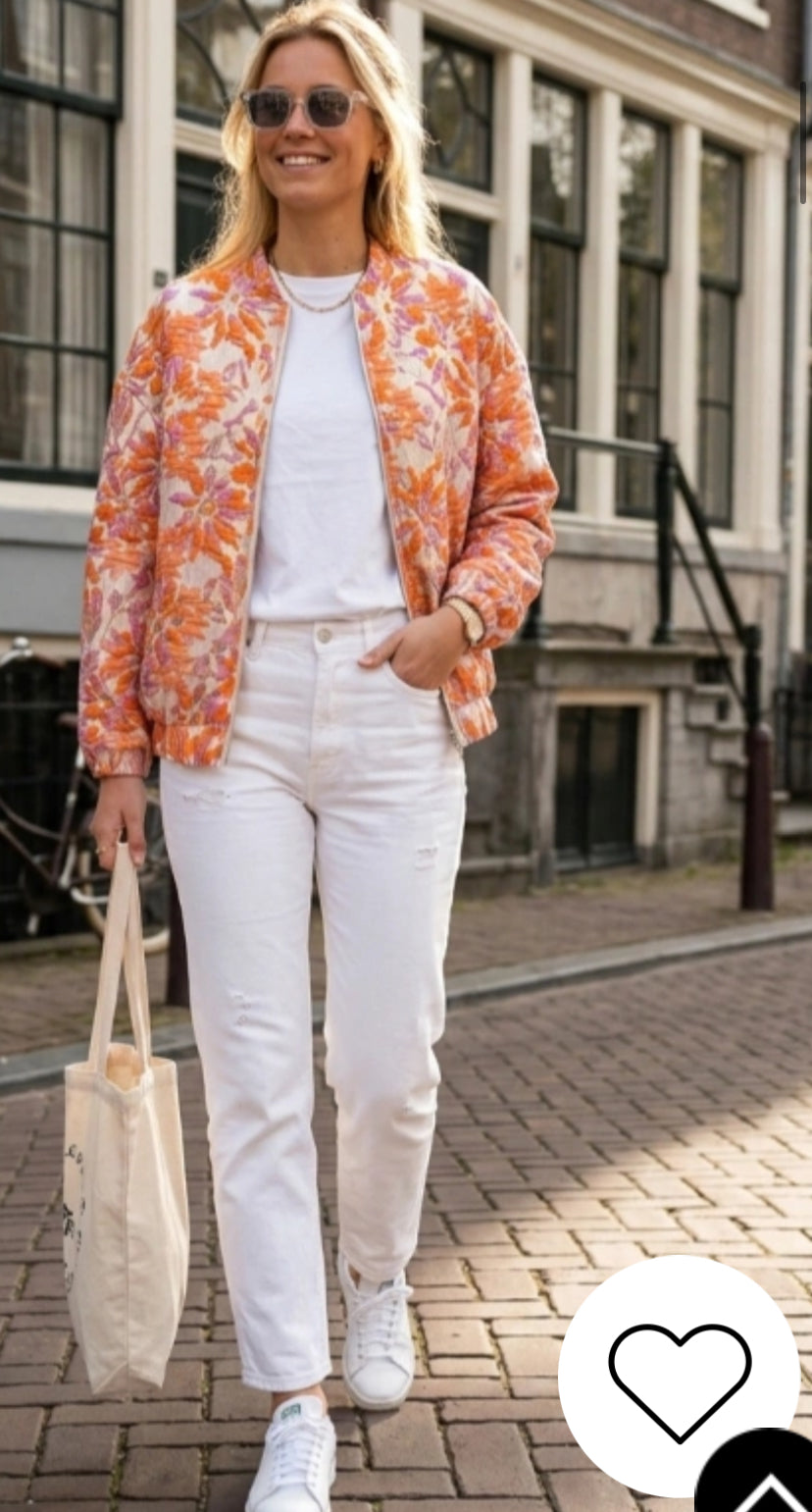 Bloemen bomberjack