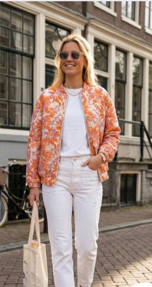 Bloemen bomberjack